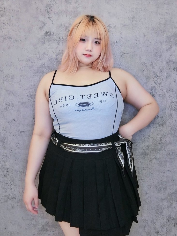 外車線滾邊美式帶杯小可愛