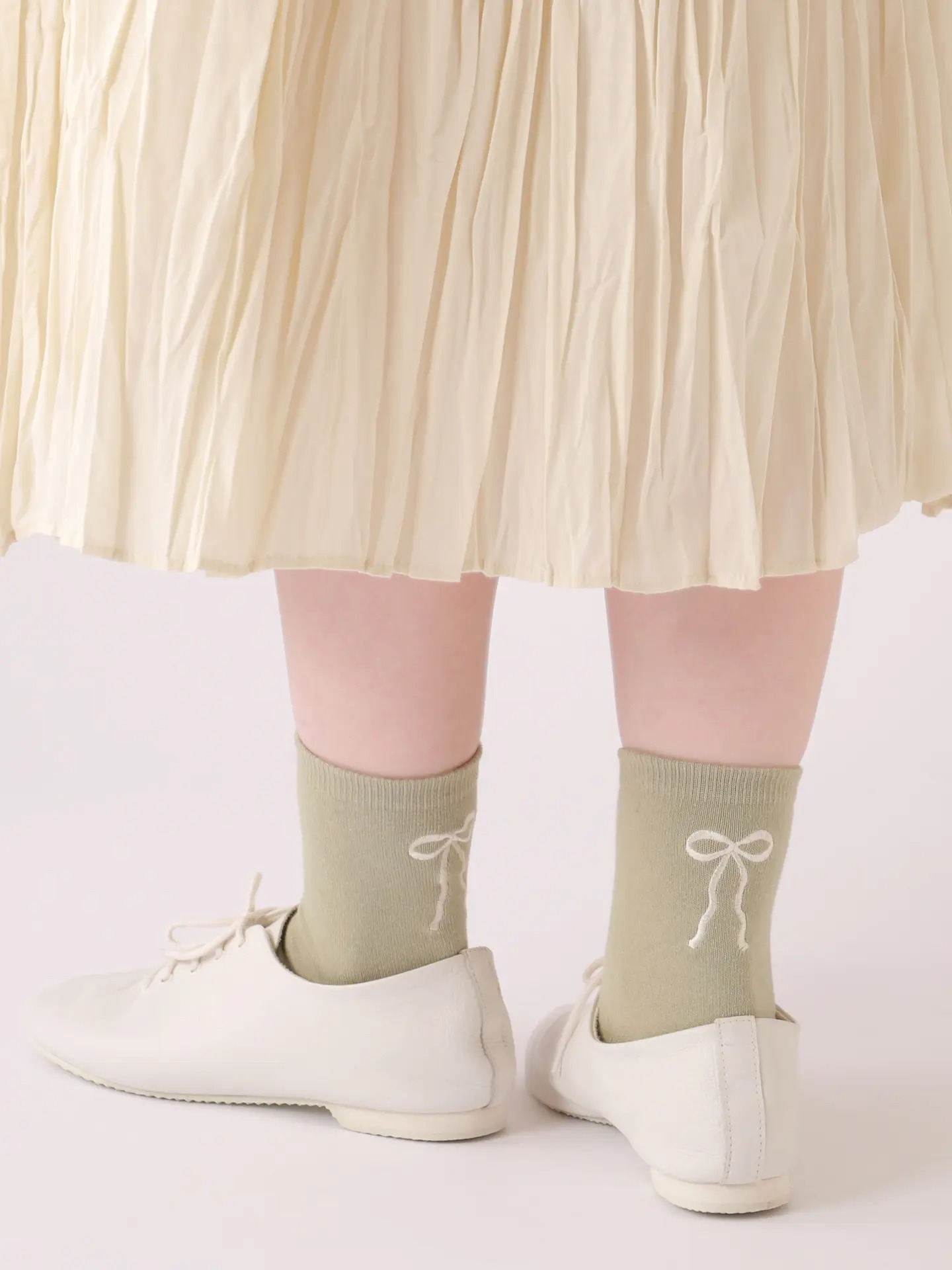 預購┃日本製 靴下屋 刺繡 蝴蝶結