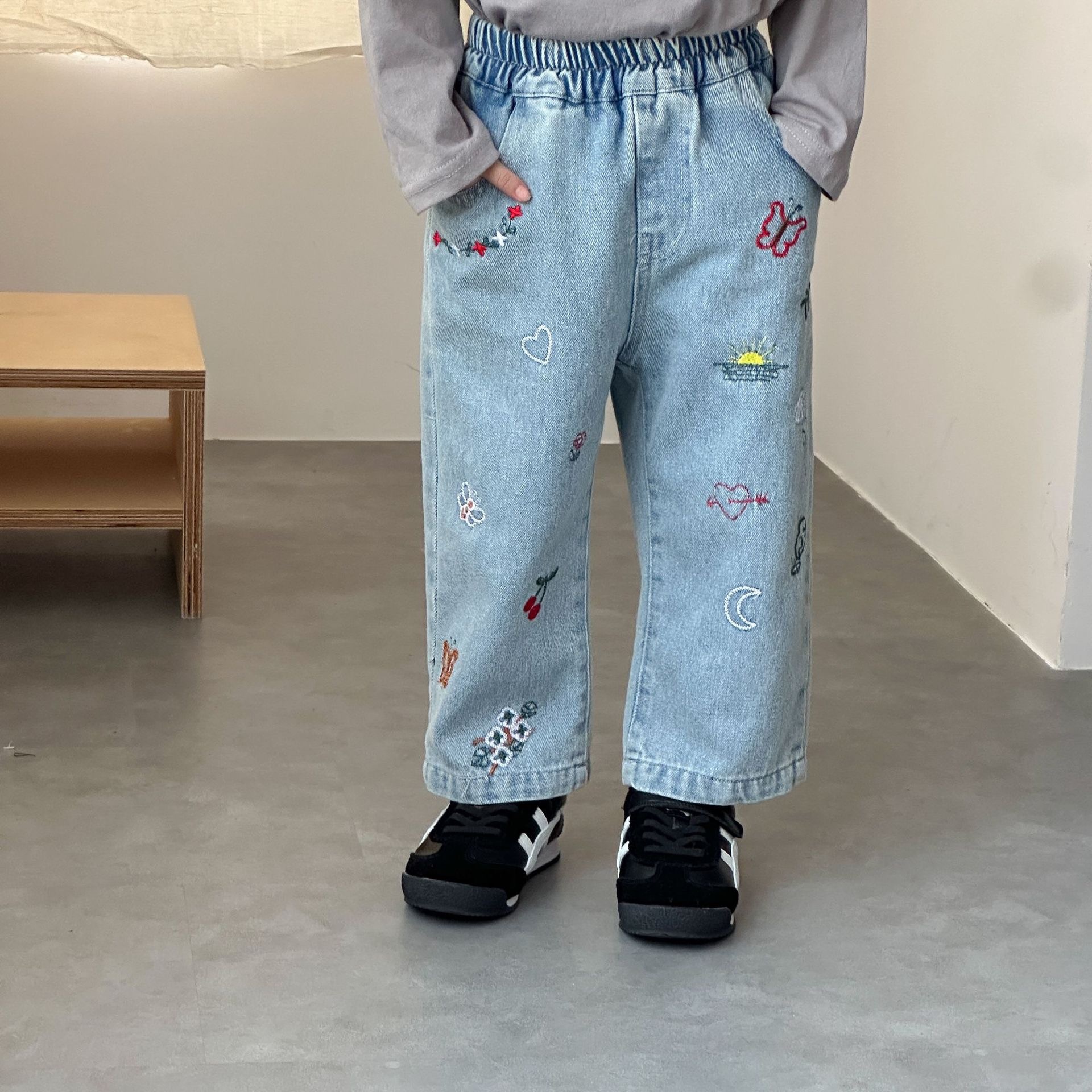 復古刺繡牛仔褲