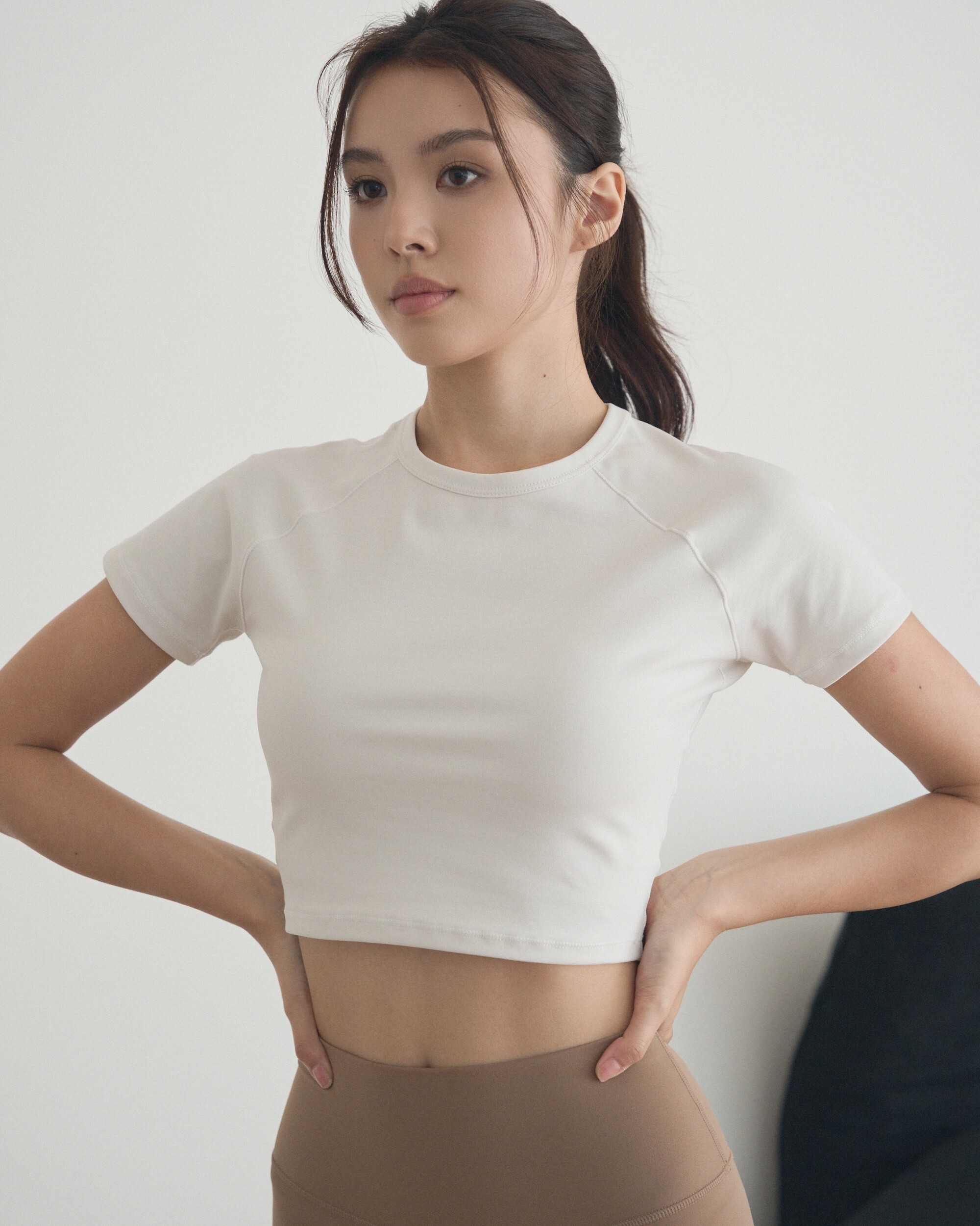 【雲感T】寬鬆短版棉柔短袖T-燕麥白