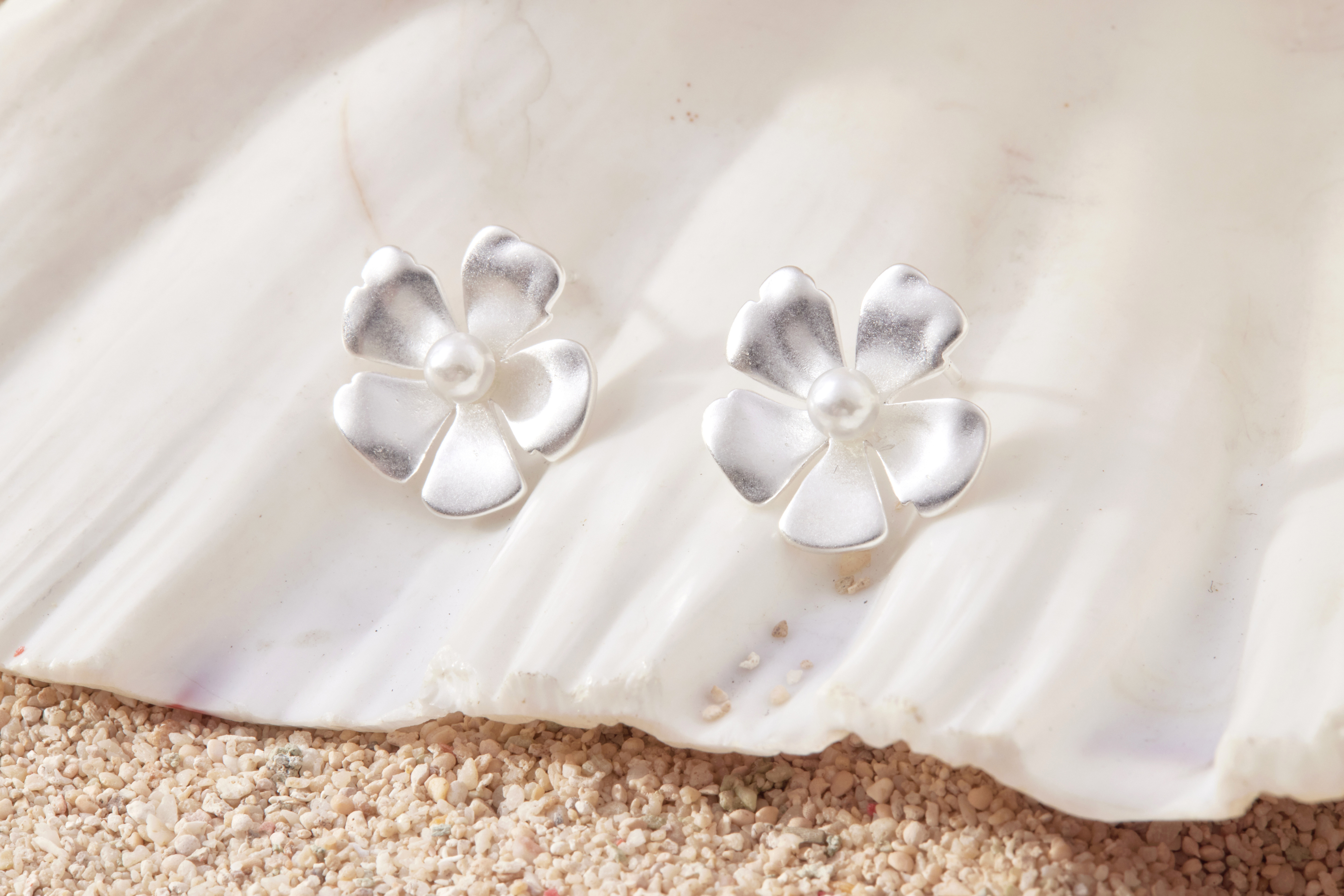 純銀珍珠小花耳環