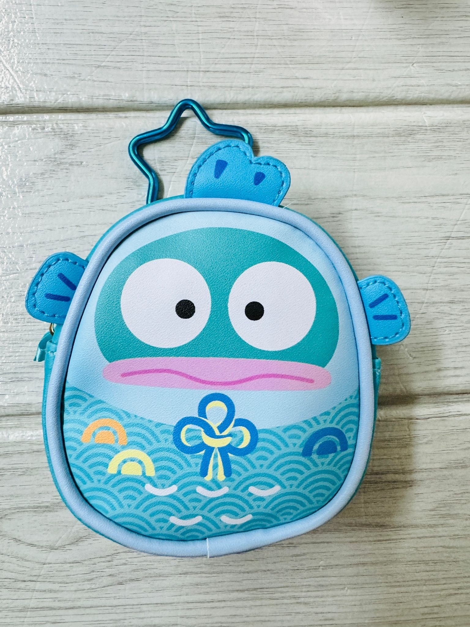 Hangyodon 水怪星型扣造型小袋