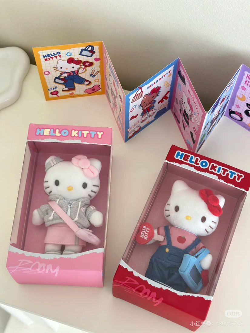 【 限量現貨 】hello kitty 娃娃吊飾系列 中國