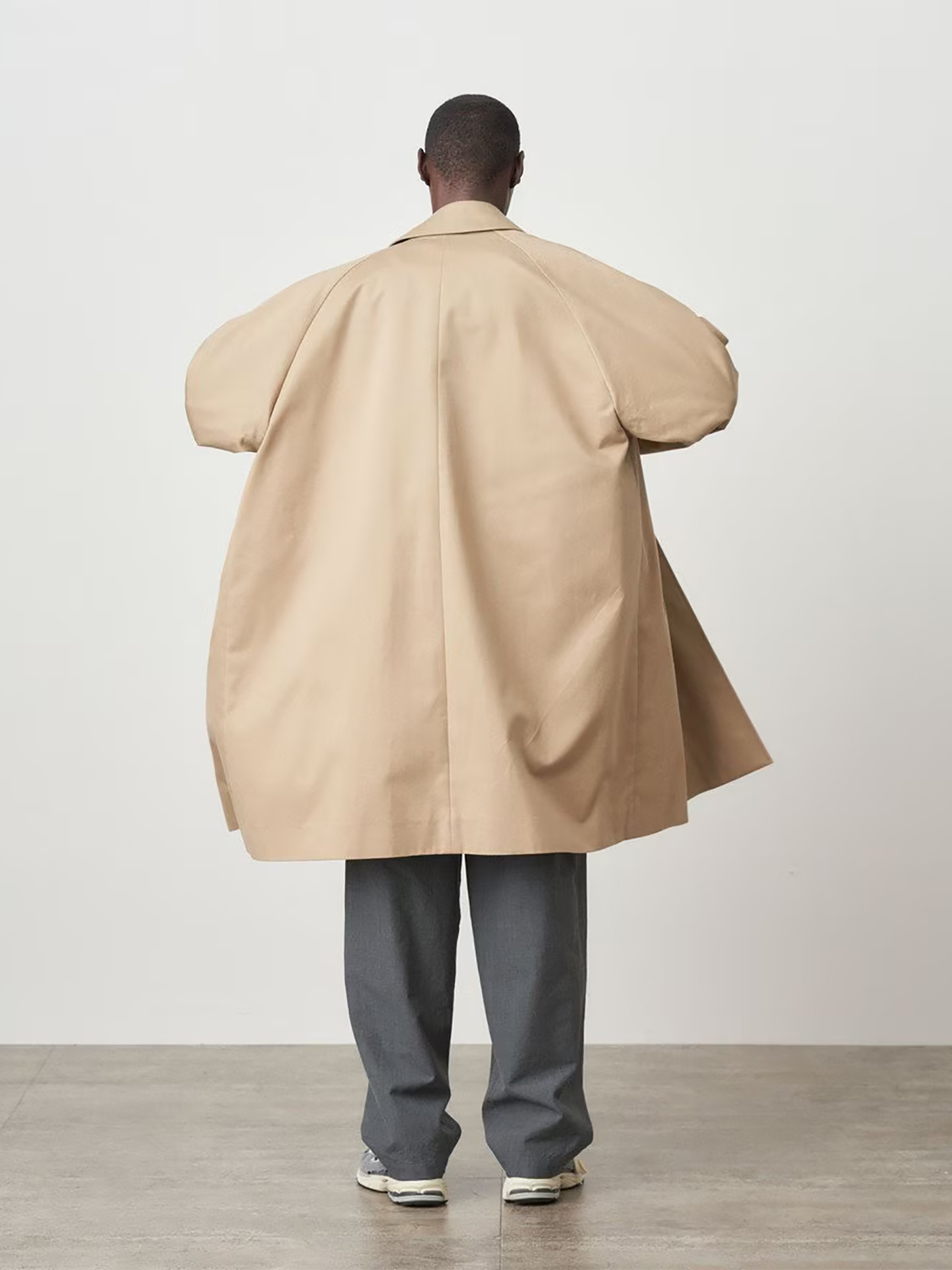 ATON West Point Balmacaan Coat Beige