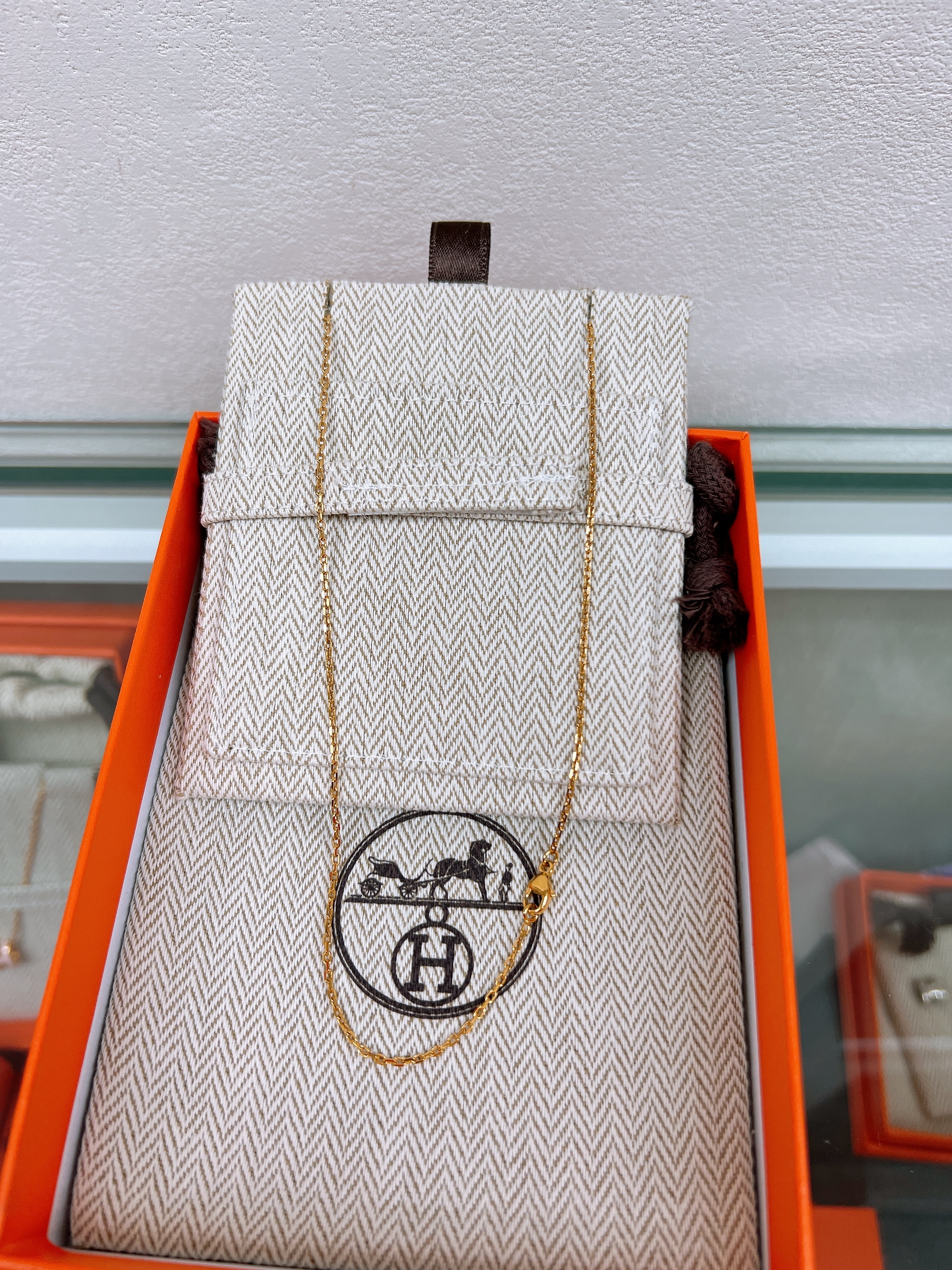 Hermes mini pop h necklace (mnarron glace/ GHW)