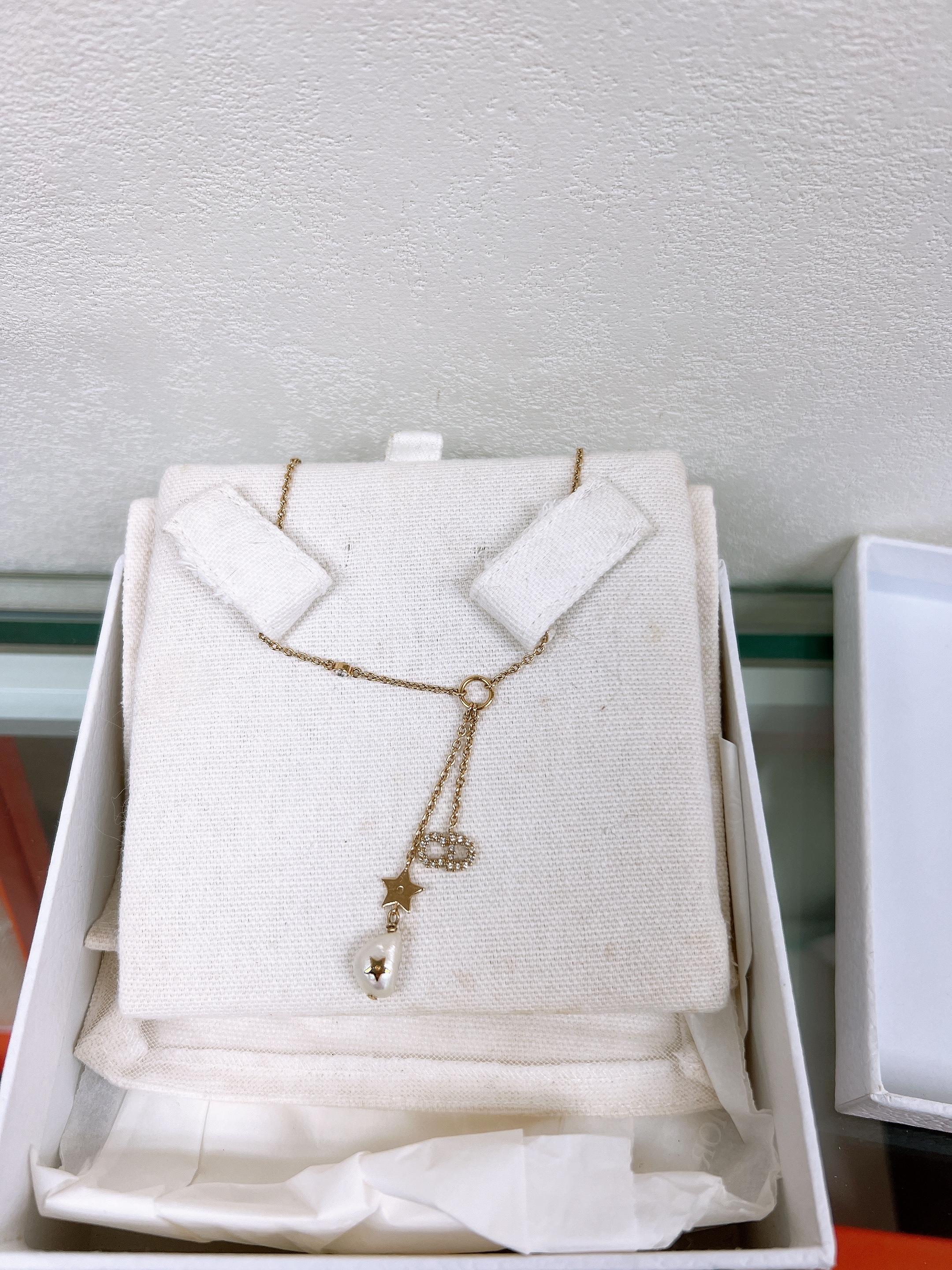 Dior necklace pearl drop