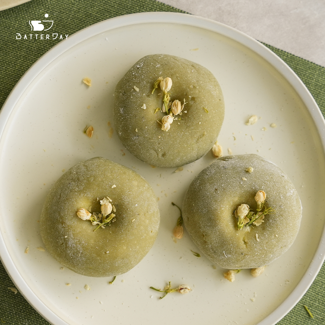 茉莉奶綠冰皮月餅實拍1