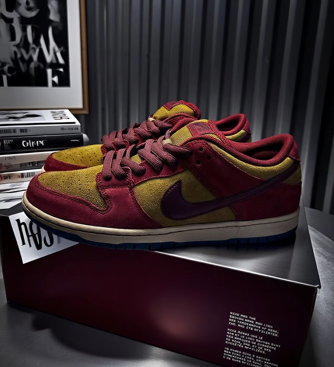 男鞋 NIKE SB DUNK LOW PRO 'Red and Olive Flak' 橄欖綠酒紅 麂皮 休閒 運動 復古 滑板鞋【HQ1625-600】