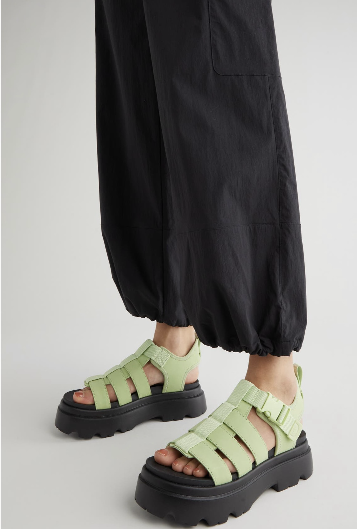 【預購】G0715200 UGG Cora 限定版涼鞋