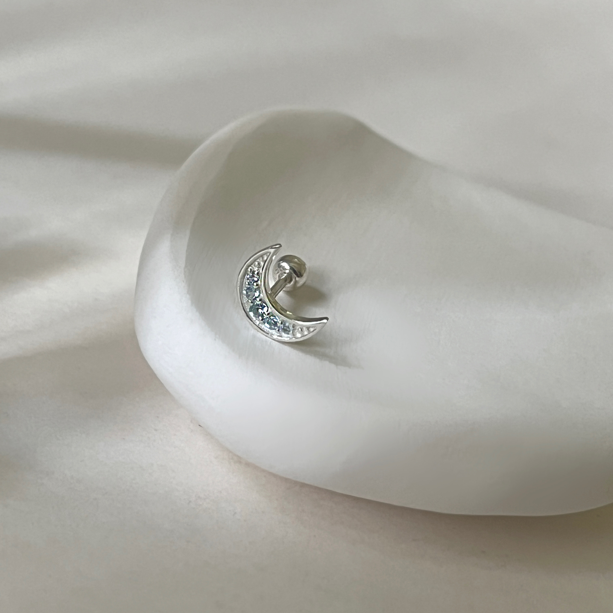 月亮藍托帕石轉珠耳環