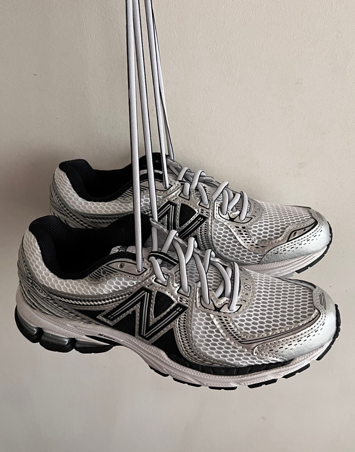 男女鞋 NEW BALANCE 860 銀黑 Y2K 網眼 老爹鞋 復古 慢跑鞋【ML860XD】NB860