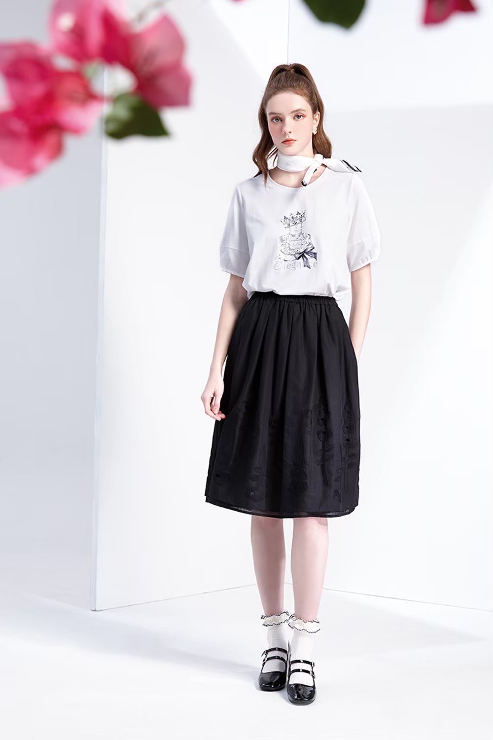 韓版宮廷風優雅氣質綉花打褶層次造型鬆緊裙W6501