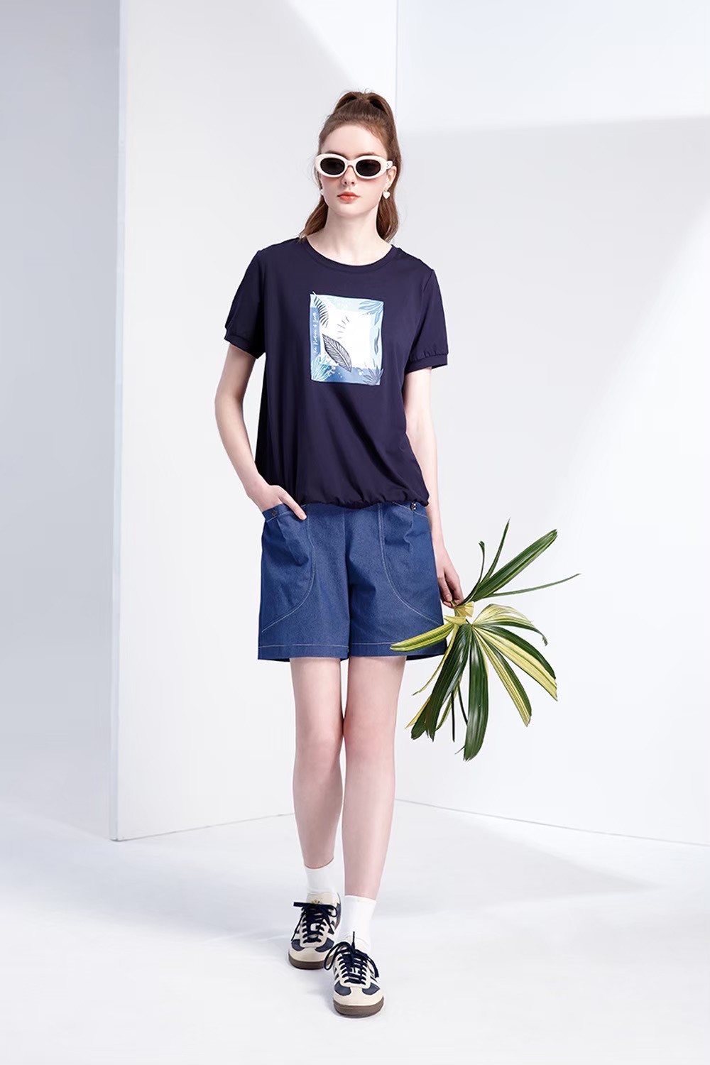 學院風時尚色線設計大口袋釦子造型休閒修身牛仔短褲W6521