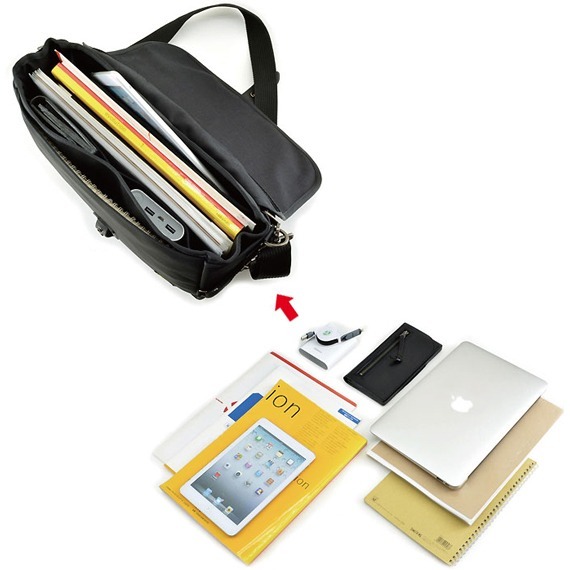 VanNuys D460 Classic Messenger Bag