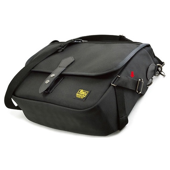VanNuys D460 Classic Messenger Bag