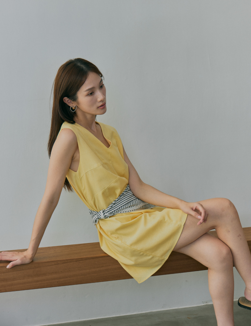 V領剪接多穿洋裝（黃色/3尺寸）