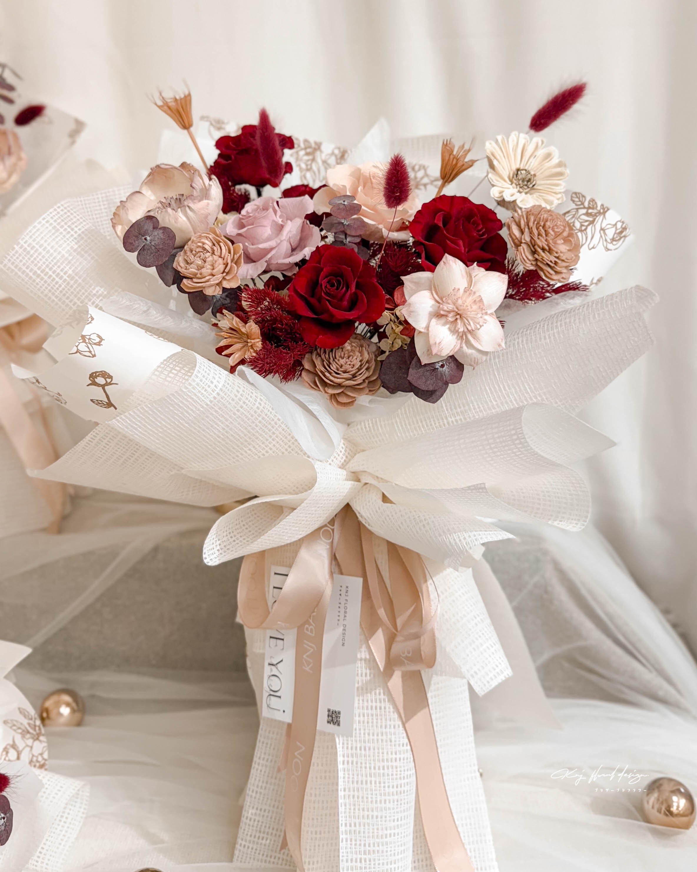 雅典古紅．六朵永生玫瑰花束