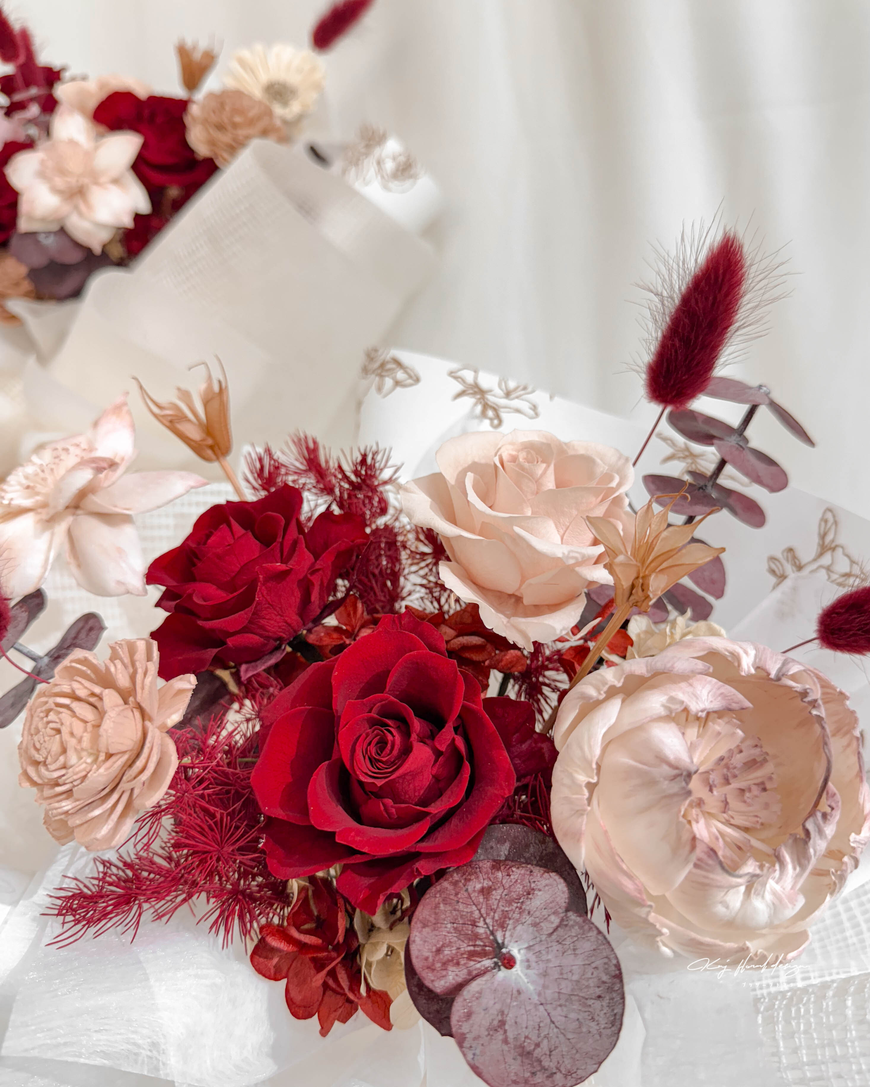 雅典古紅．三朵永生玫瑰花束