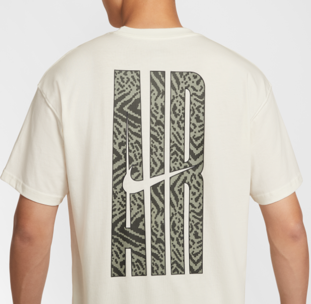 NIKE / Nike Sportswear (sport + lifestyle ) /  JUL25