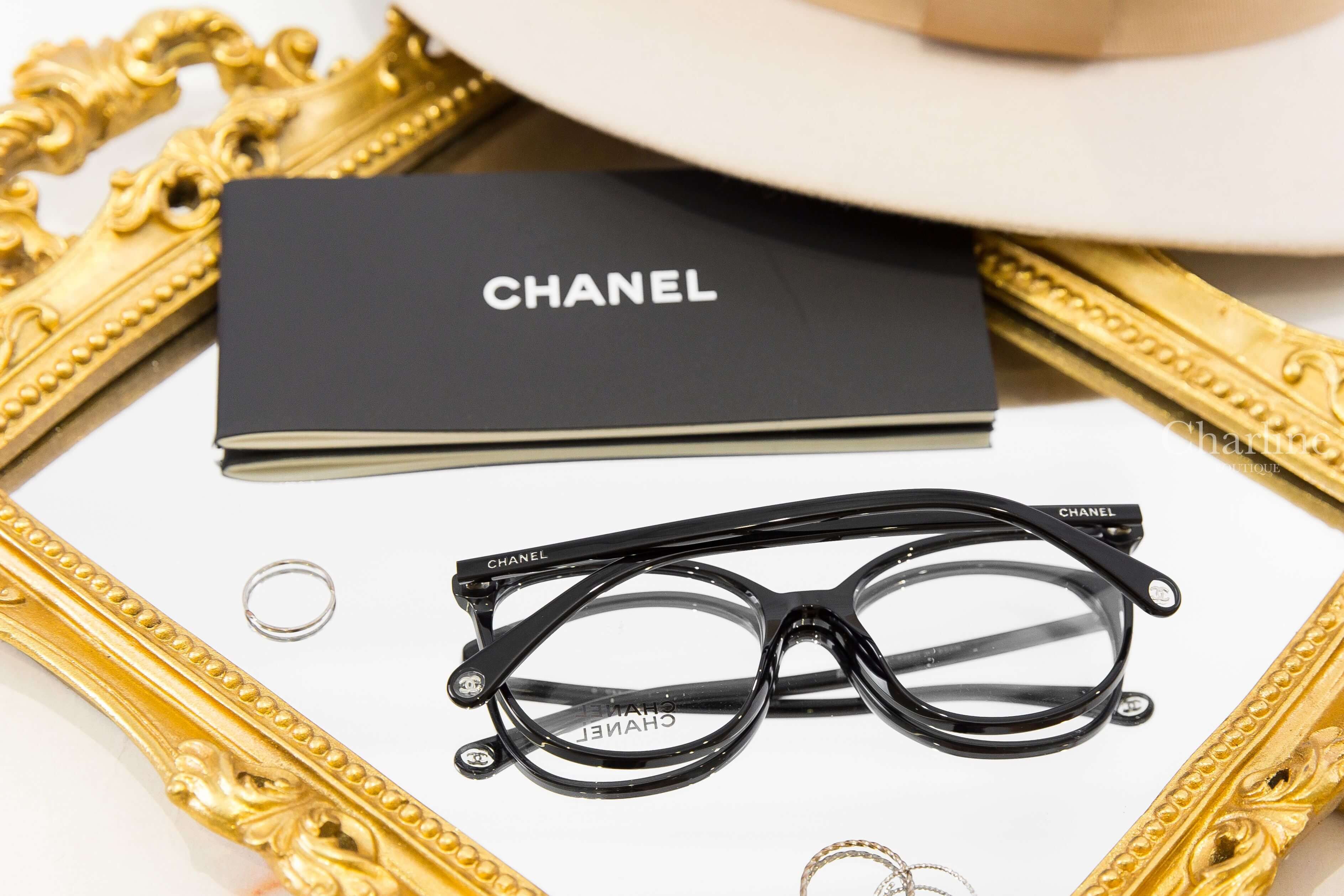 Chanel Pantos Eyeglasses 黑色圓框側邊銀色 Logo 鏡腳透明圓型CC平光眼鏡-Charline Boutique 精品代購
