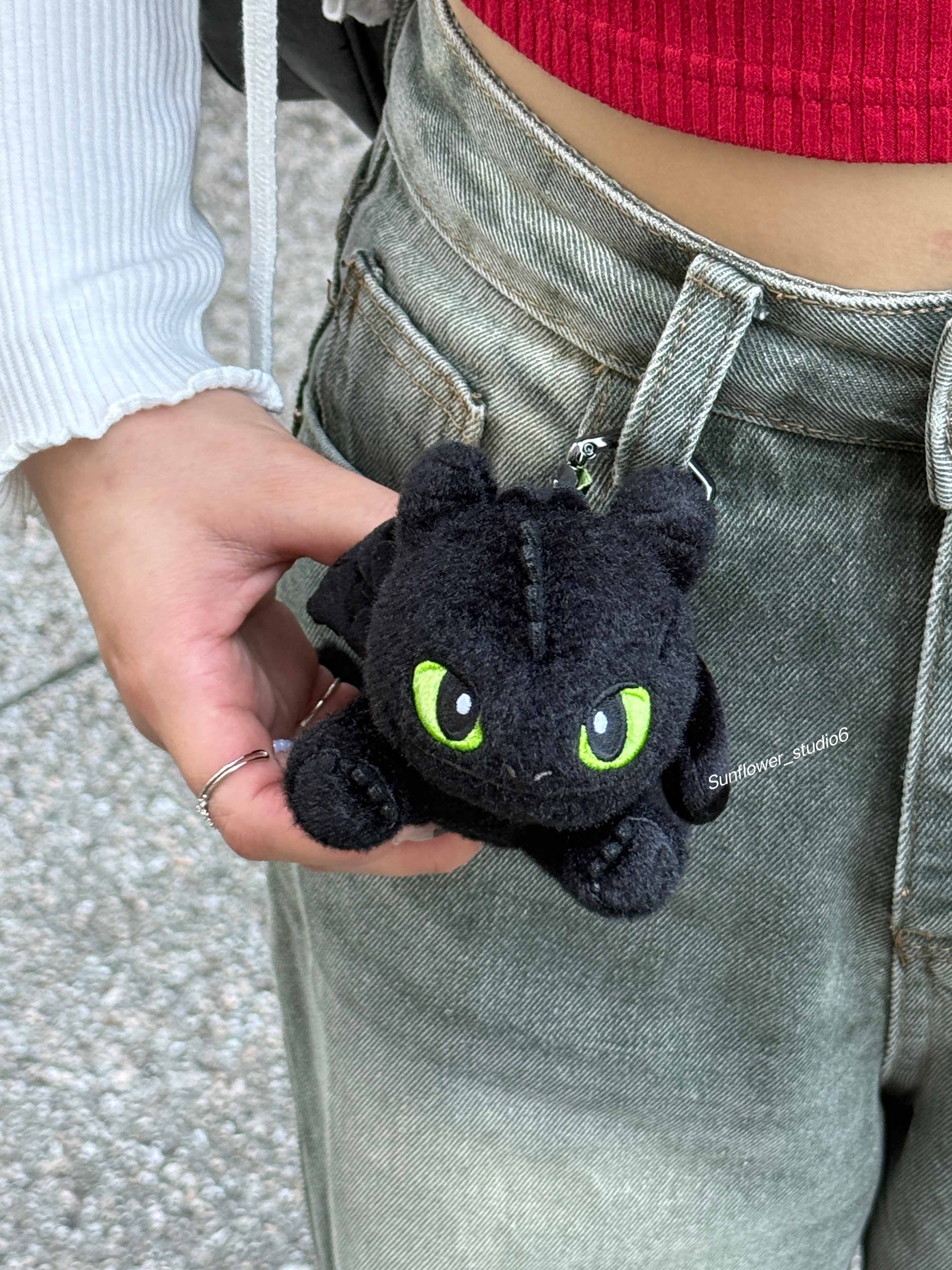 馴龍高手 環球正版授權 夜煞 沒牙仔 毛絨鑰匙圈 吊飾(任買兩件7-11免運)/預購