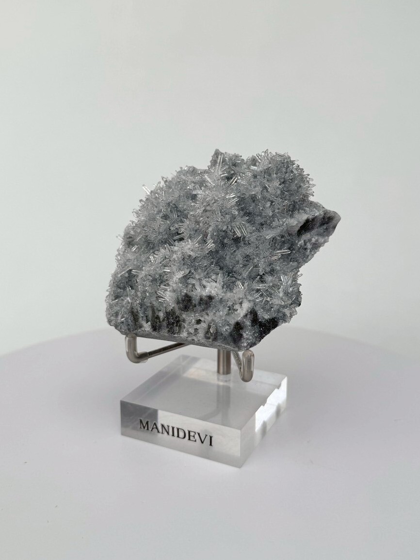 情緒沉靜之石-星霧藍晶簇#以連結礦石訊息