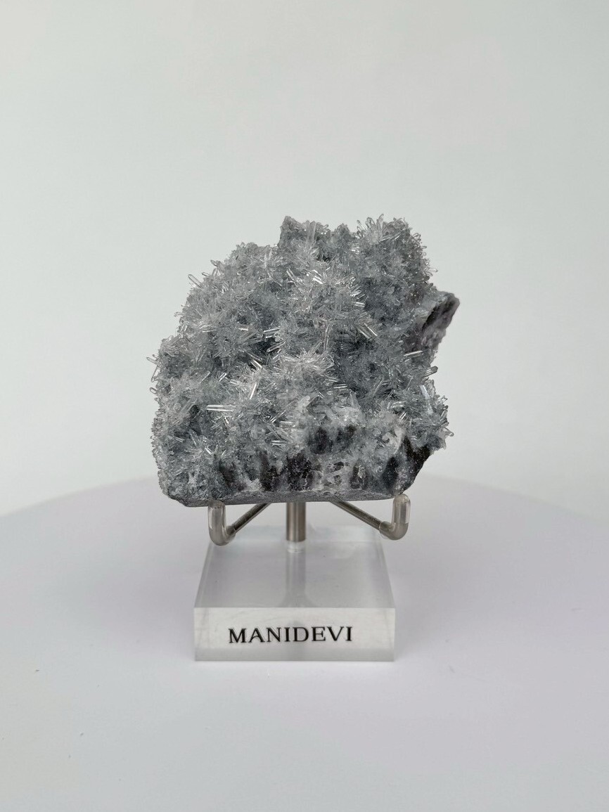 情緒沉靜之石-星霧藍晶簇#以連結礦石訊息