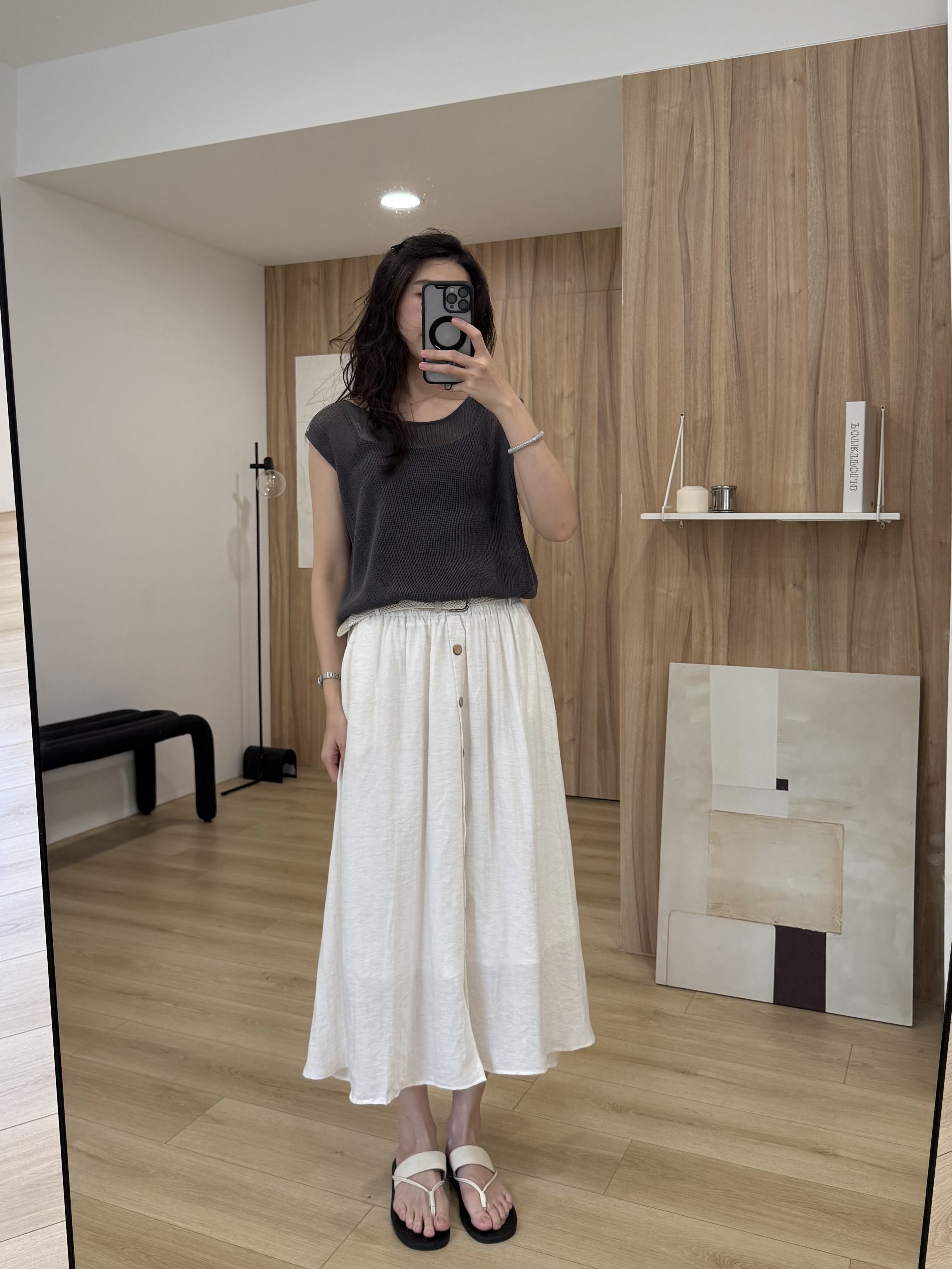 排釦麻感裙附編織皮帶