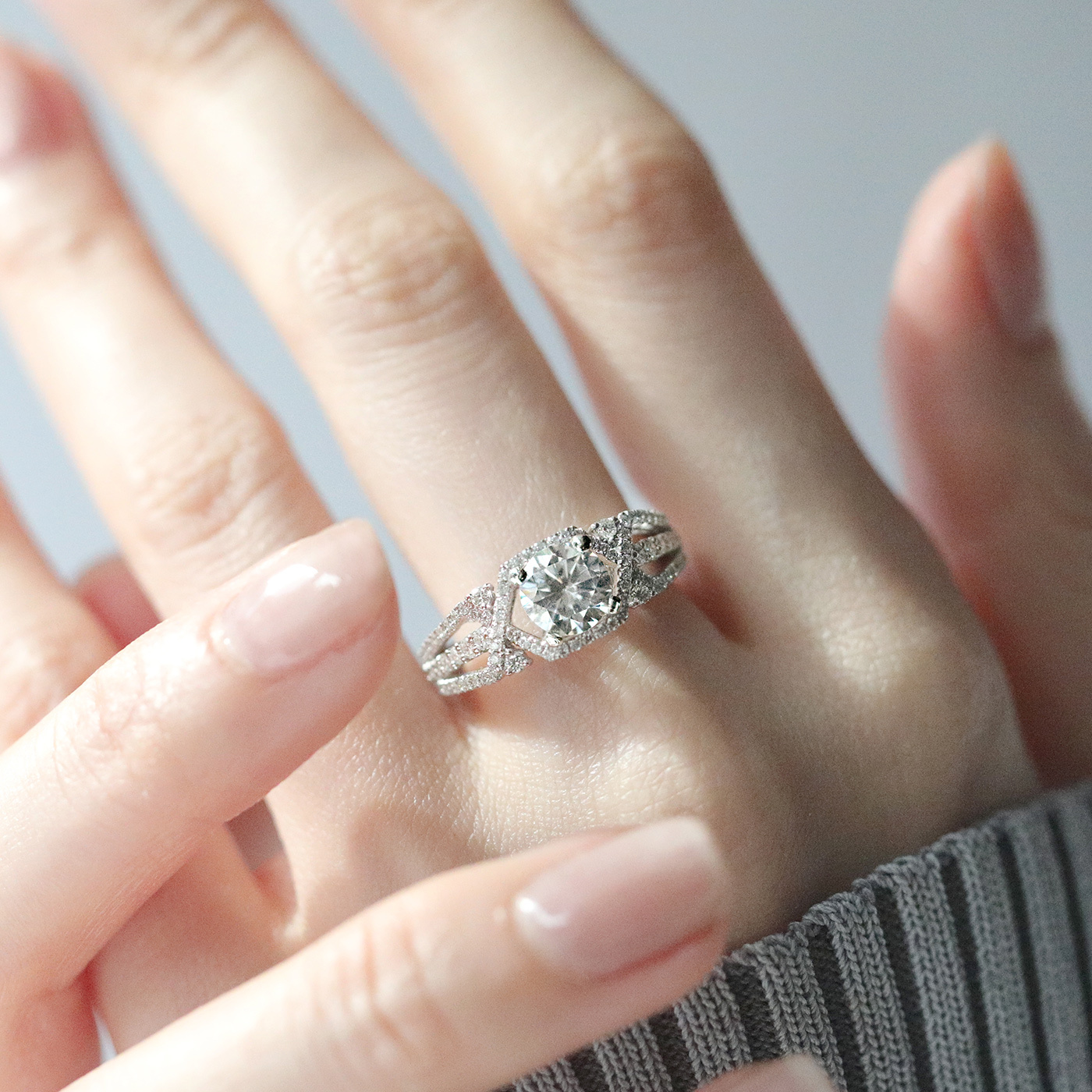 暖光如初 — GIA1克拉鑽石戒指