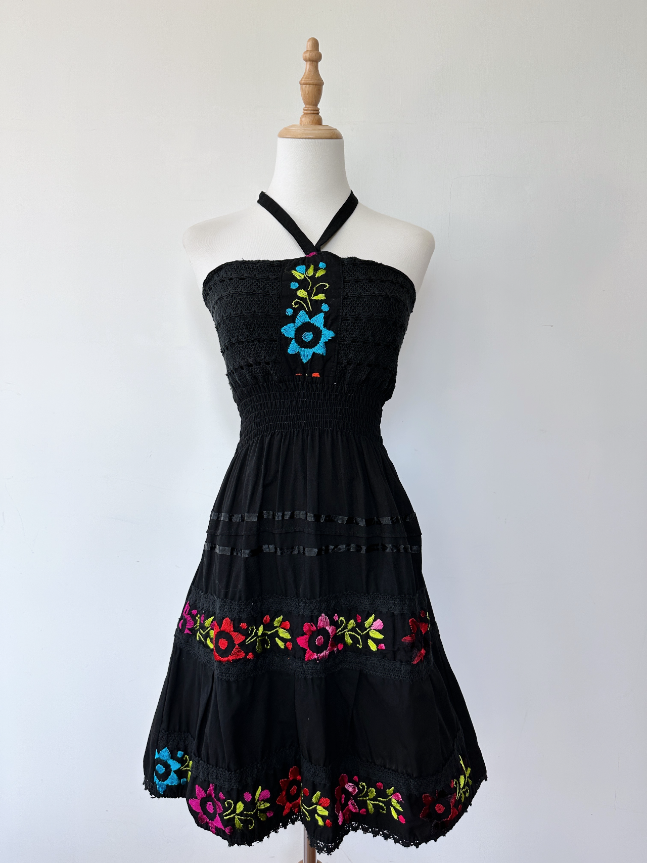 黑色大花墨西哥刺繡背心裙