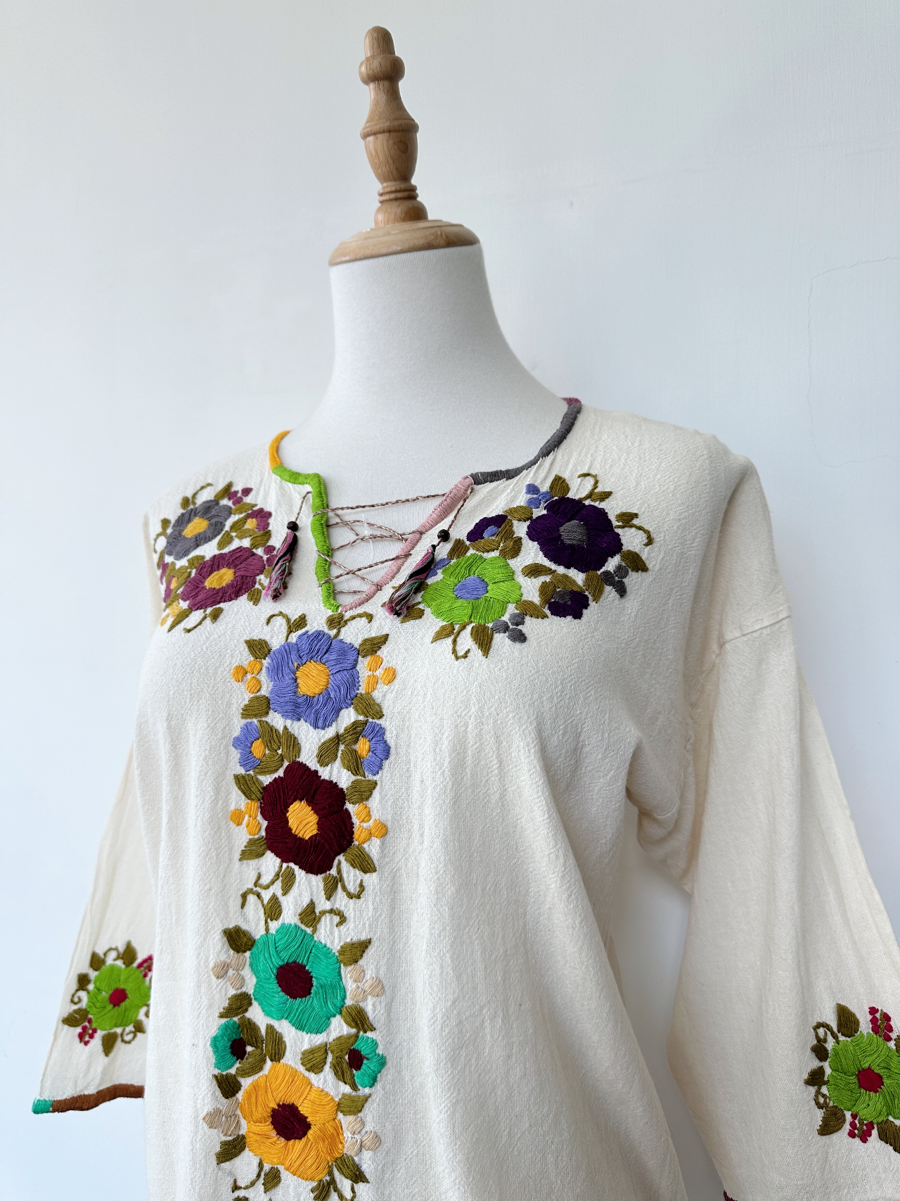 米色大花墨西哥刺繡上衣