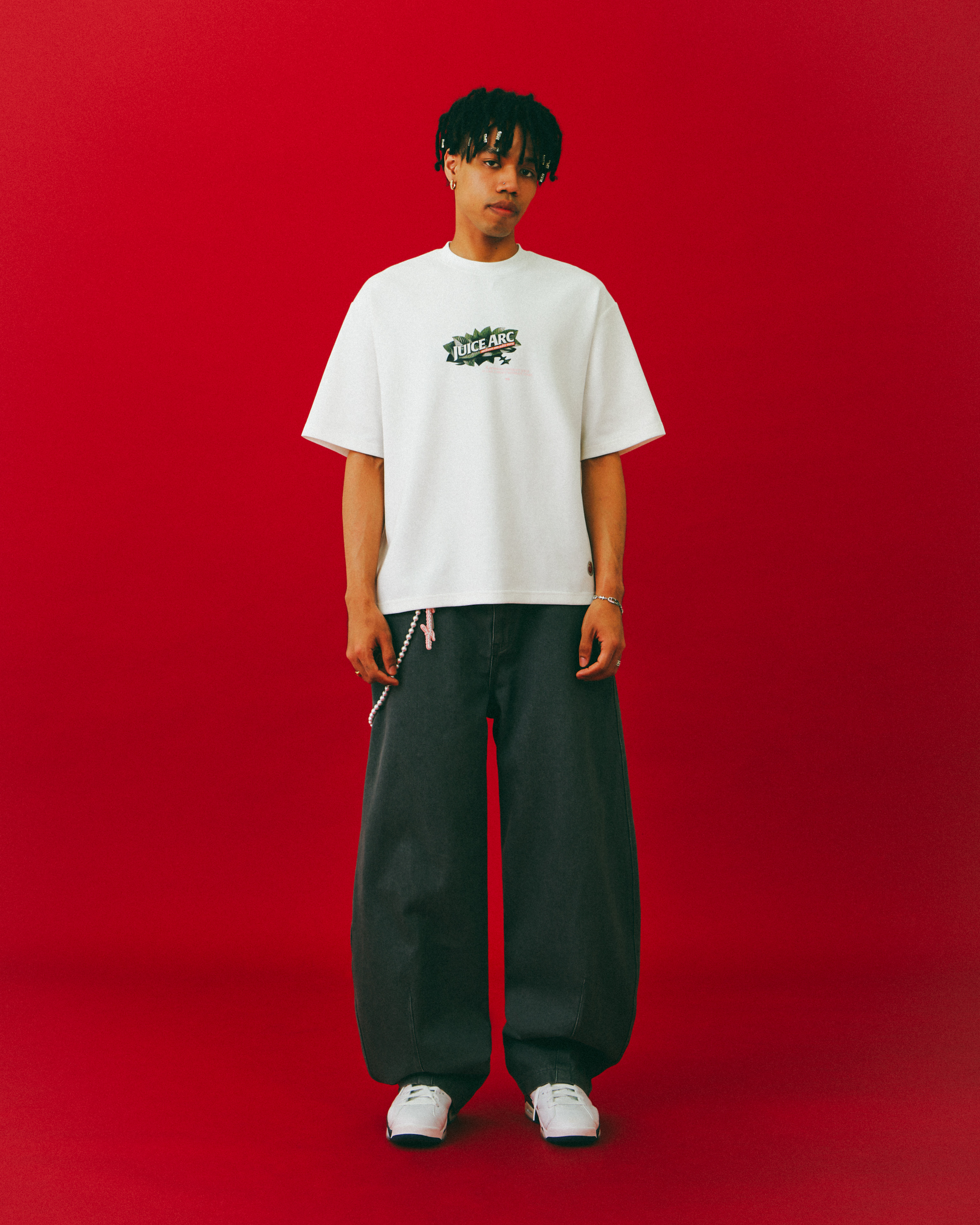 A.J. APPLE JUICE TEE - WHITE