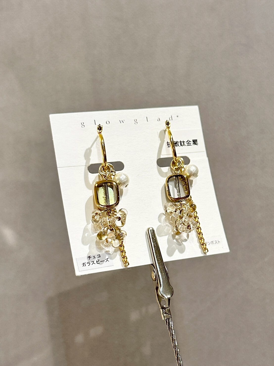 [glowglad] 透灰玻璃珠耳針 | NO.80