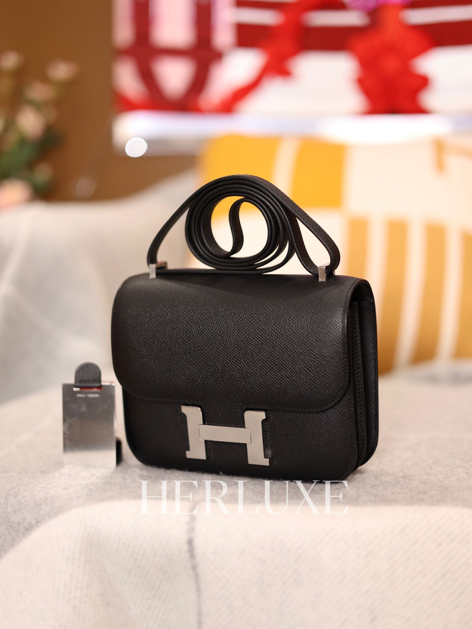 Constance mini mirror 89 noir ck epsom K