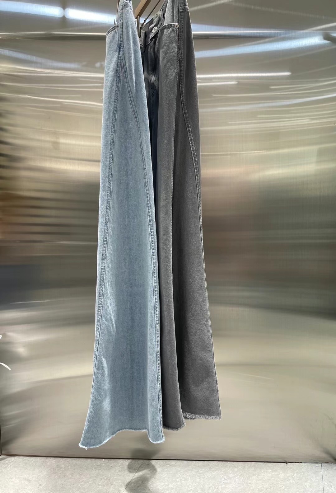 JU251012 喇叭闊腳薄牛仔褲