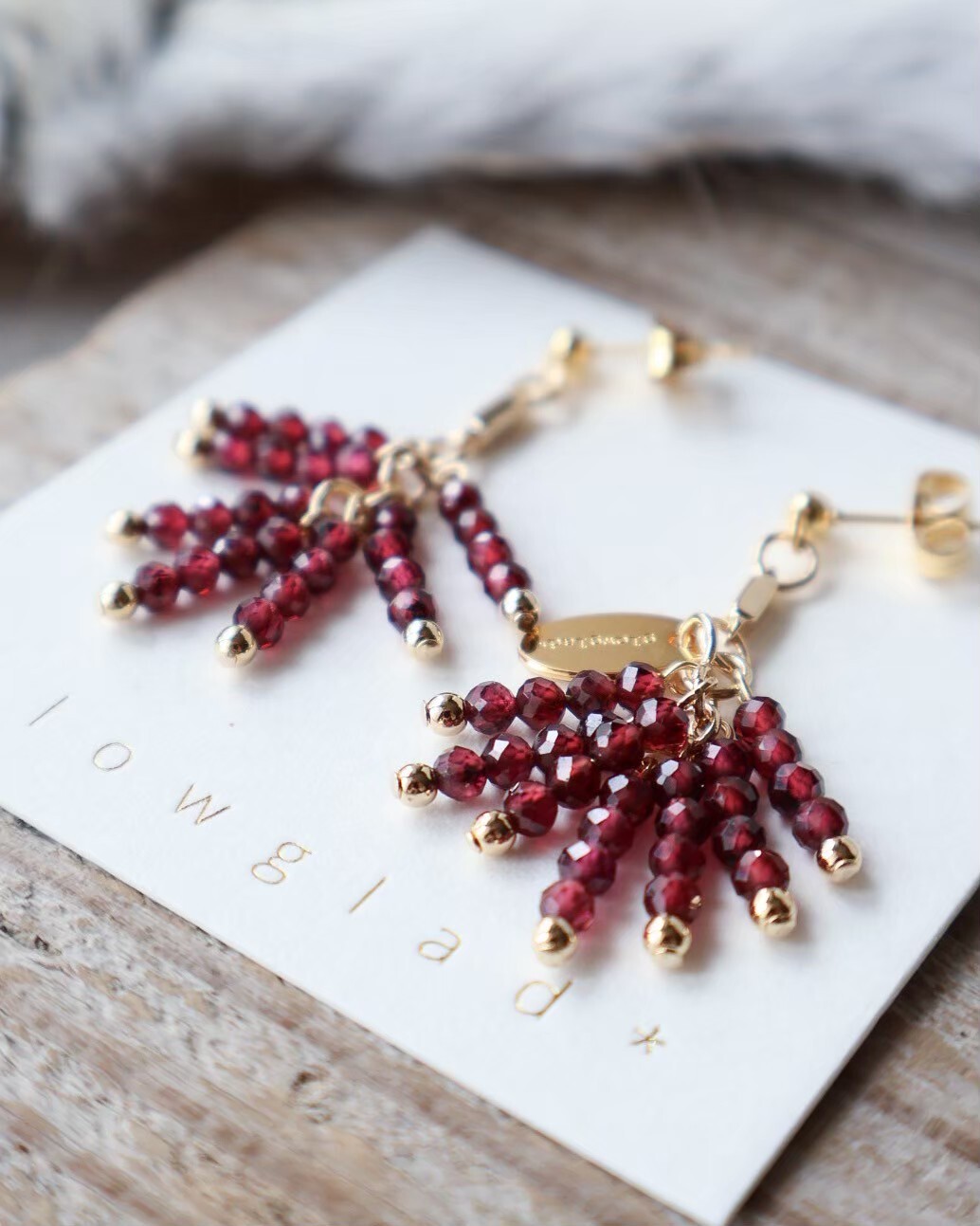 [glowglad] 花束流蘇耳環 | 石榴石 | 耳針 | NO.39