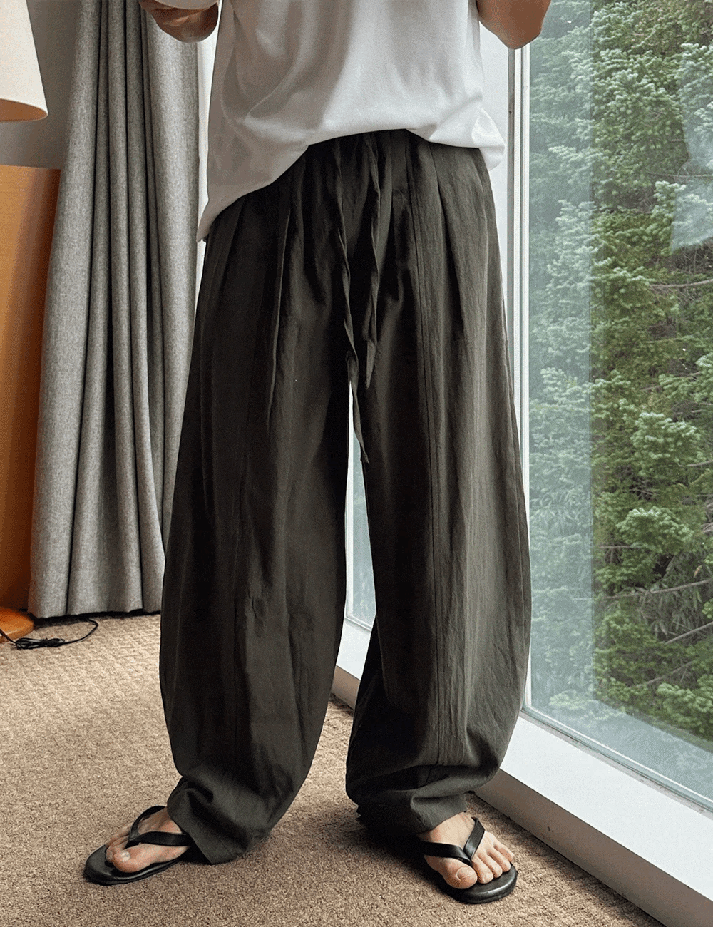 亞麻雙褶鬆緊腰褲