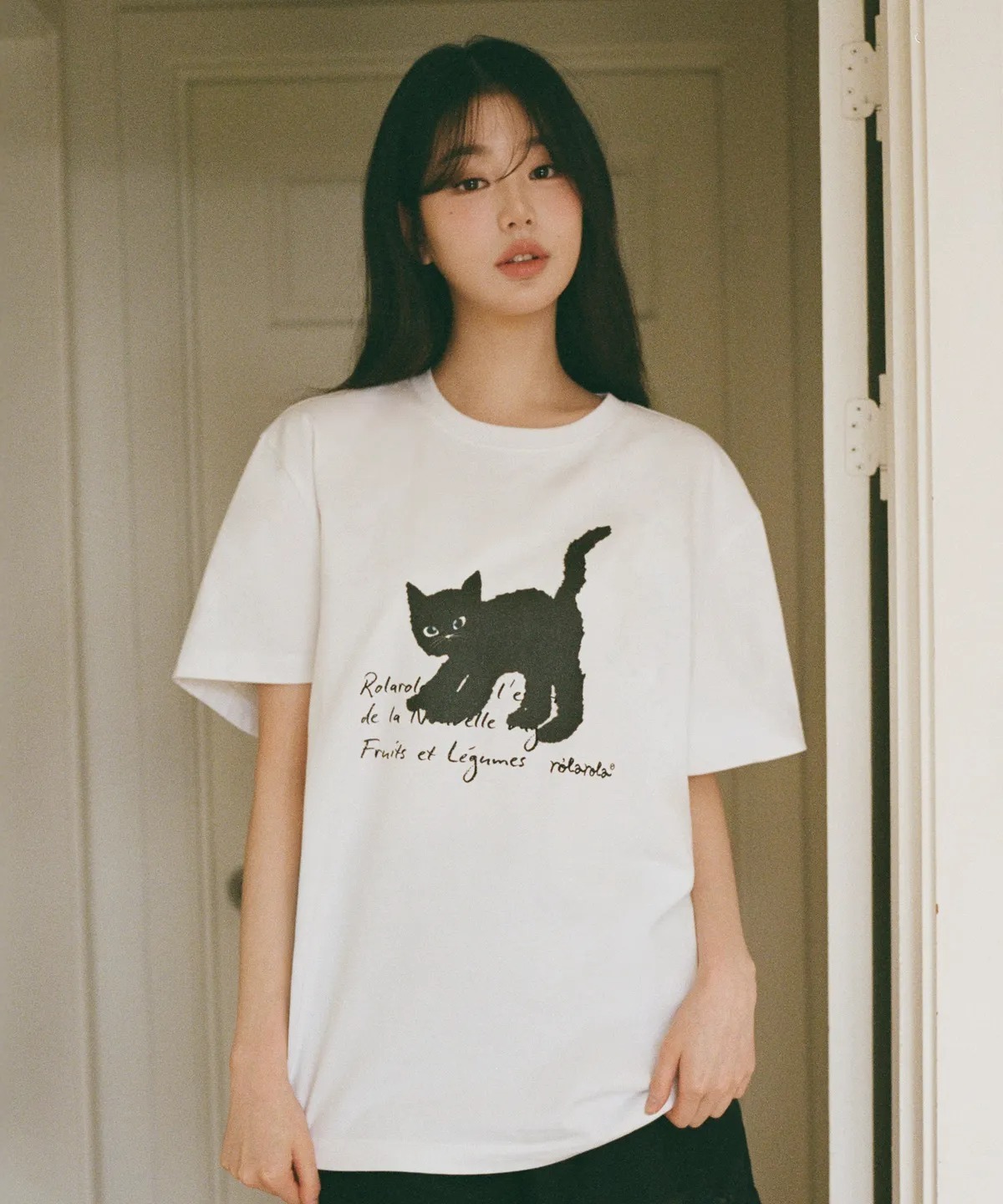 韓国アイドル【ROLAROLA】ROLA CAT FRIENDS LOOSE FIT T-SHIRT MUSINSA | ROLAROLA ROLA CAT FRIENDS LOOSE FIT T-SHIRT CHARCOAL