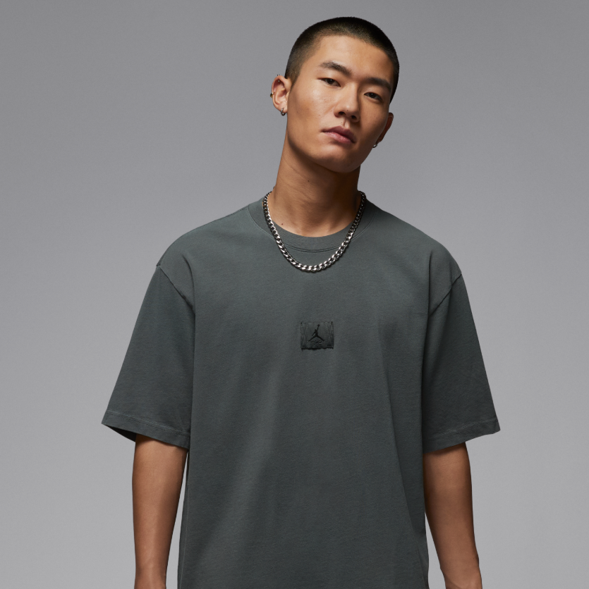 Jordan Flight Essentials Men's T-shirt / Iron Gray /   JUL25