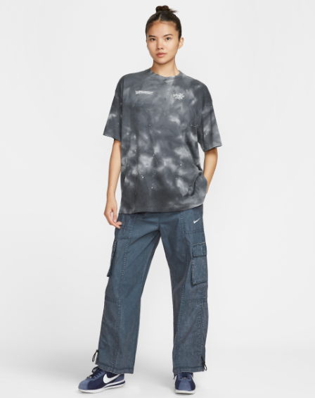 NIKE / Nike Sportswear Women's version super loose T-shirt /  black /  JUL25