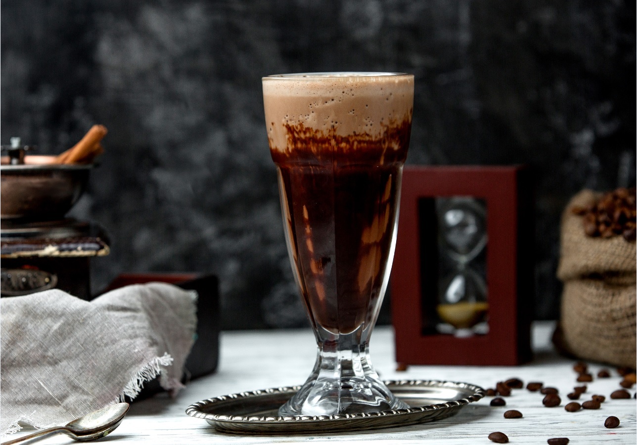 Nitrogen cold brew coffee