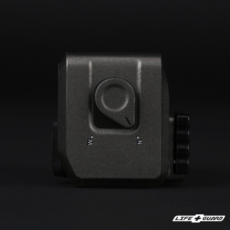 LIFE+GUARD Godox iT30 Pro 貼膜側面展示圖，LIFE+GUARD 風格設計