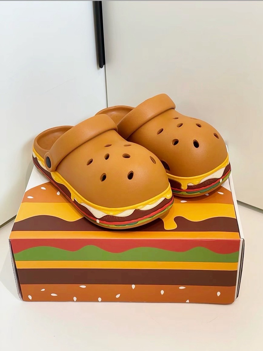 防水 漢堡 洞洞鞋