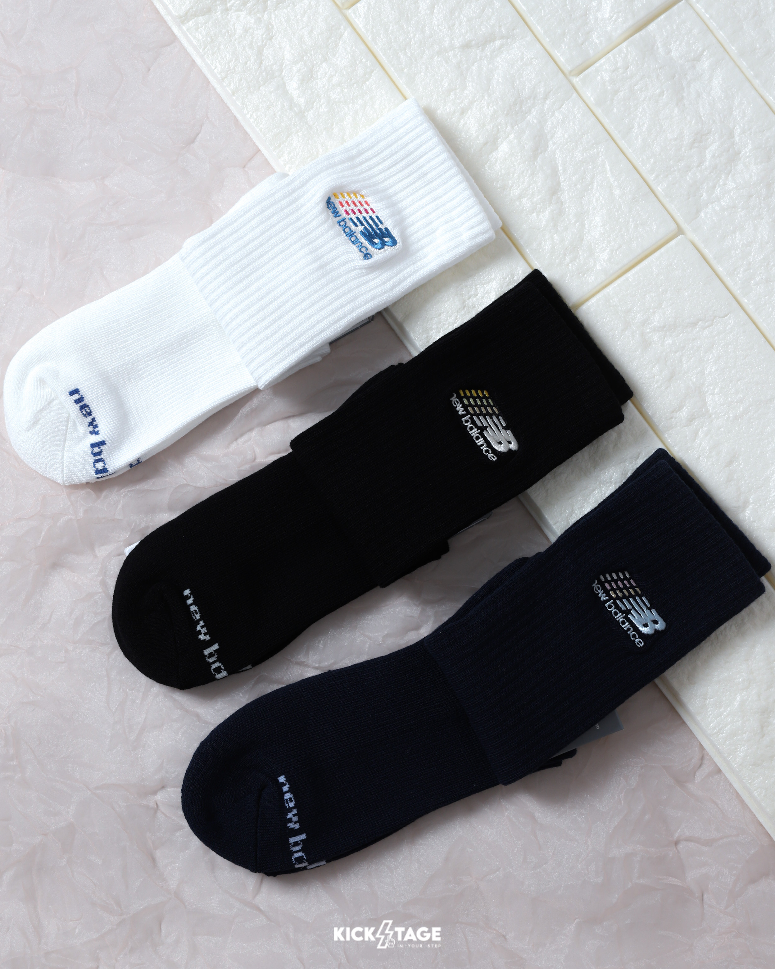 NEW BALANCE SOCKS 黑 白 深藍 多色 刺繡LOGO 棉襪 中筒襪 長襪【LAS51221】