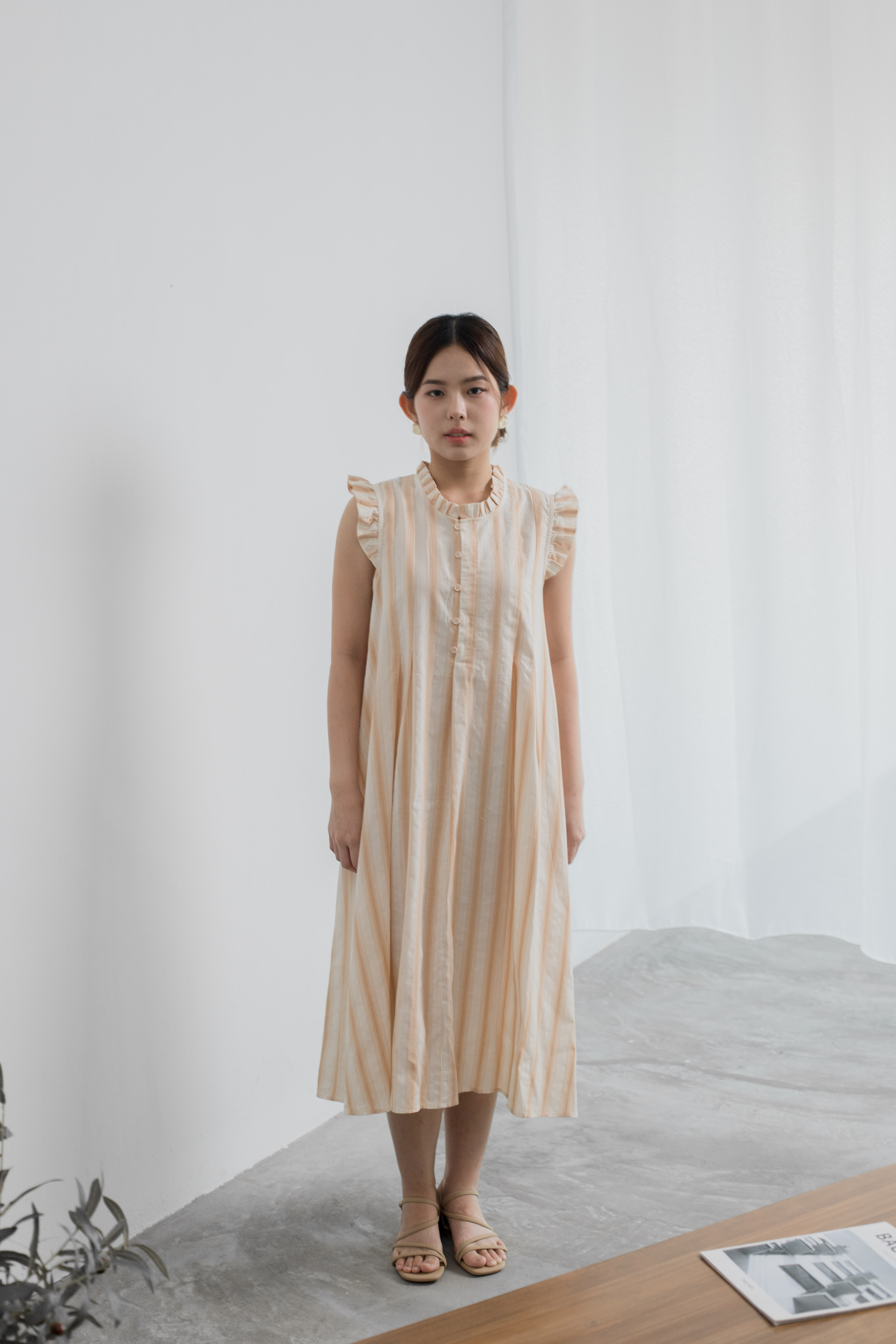 Ryujin Ruffle Dress Khaki -2405DLKHA