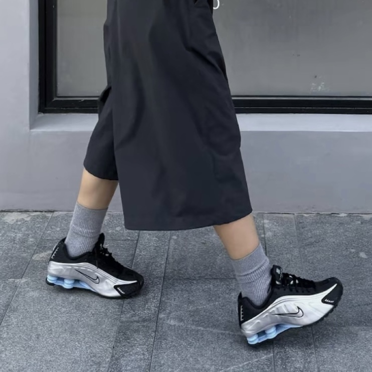 NIKE SHOX R4 科技藍 彈簧鞋 “PSYCHIC BLUE” 復古 休閒鞋 HQ1988-004