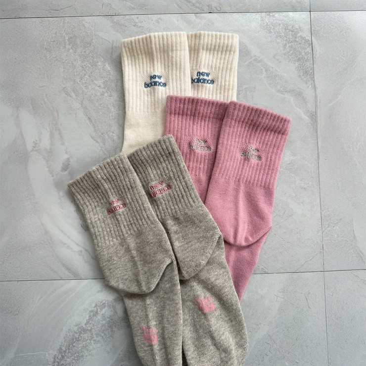 #現貨供應 New Balance × yuri 聯名款 女款 刺繡字母 襪子 三雙組
