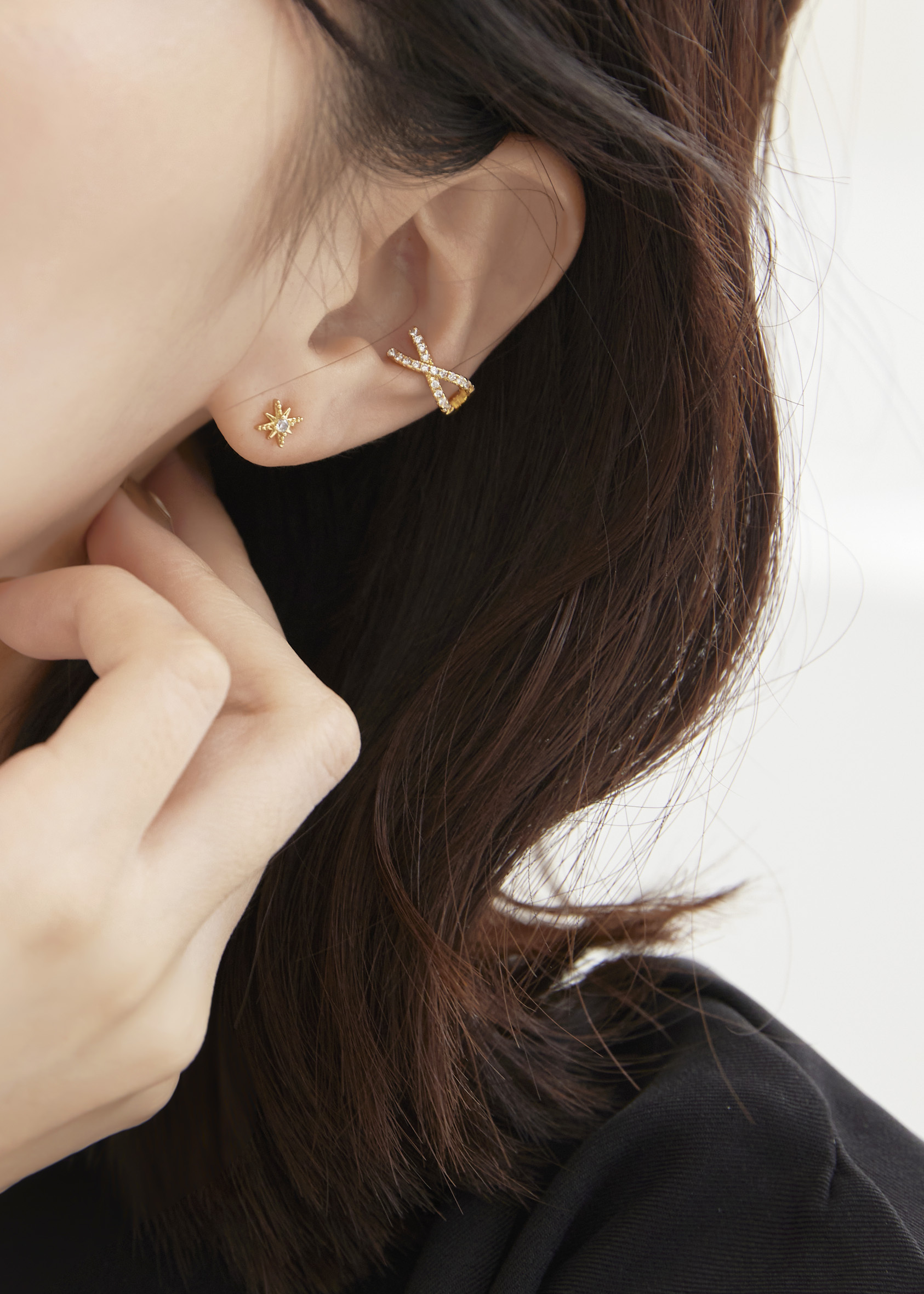 交叉鋯石耳骨夾