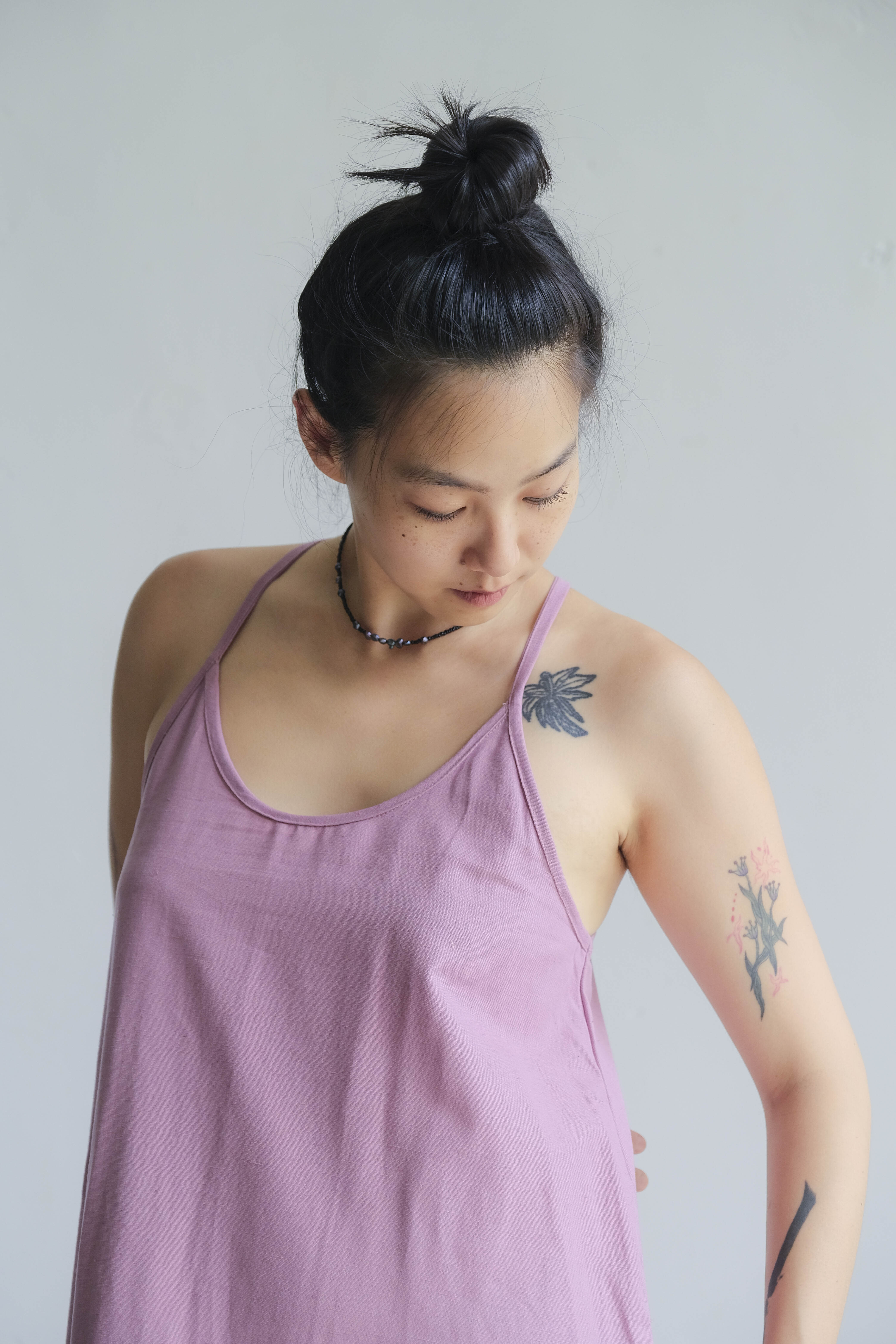 Y背細肩帶長洋裝 粉紅