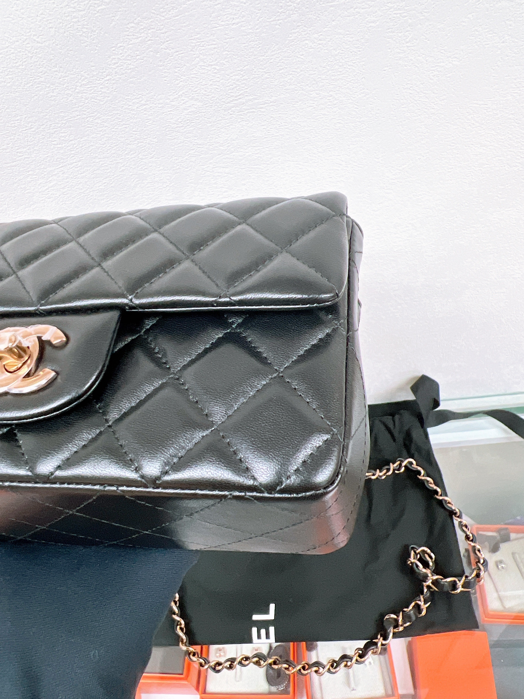 *Unused* Chanel mini cf 20/ classic flap (black lambskin/ rose gold)